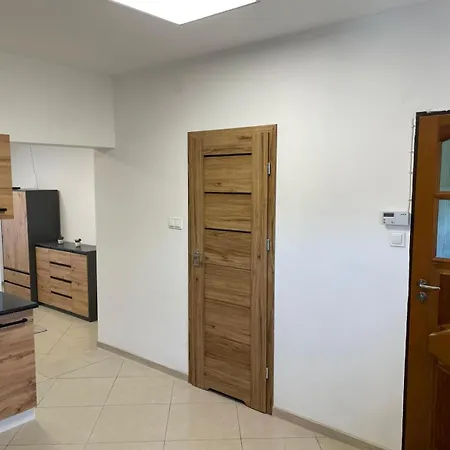 Pensjonat Mickiewicza 23c, 2 Pokoje, Kuchnia, Lazienka, Razem 50m2 3*